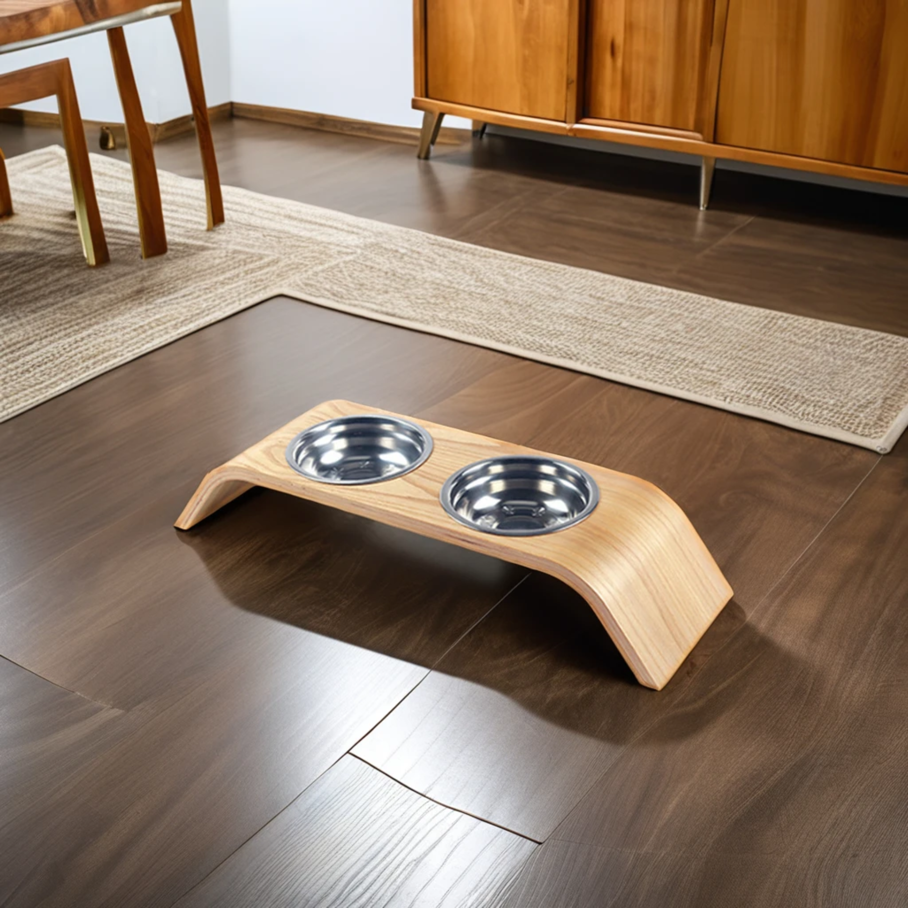 MaliNapf – Erhöhter Futterplatz aus Holz